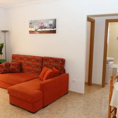 On 2 B Calle Helena * Torrevieja