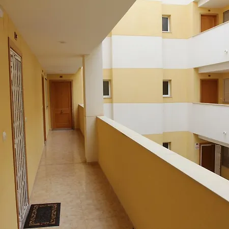 On 2 B Calle Helena Torrevieja
