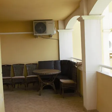 On 2 B Calle Helena Apartment